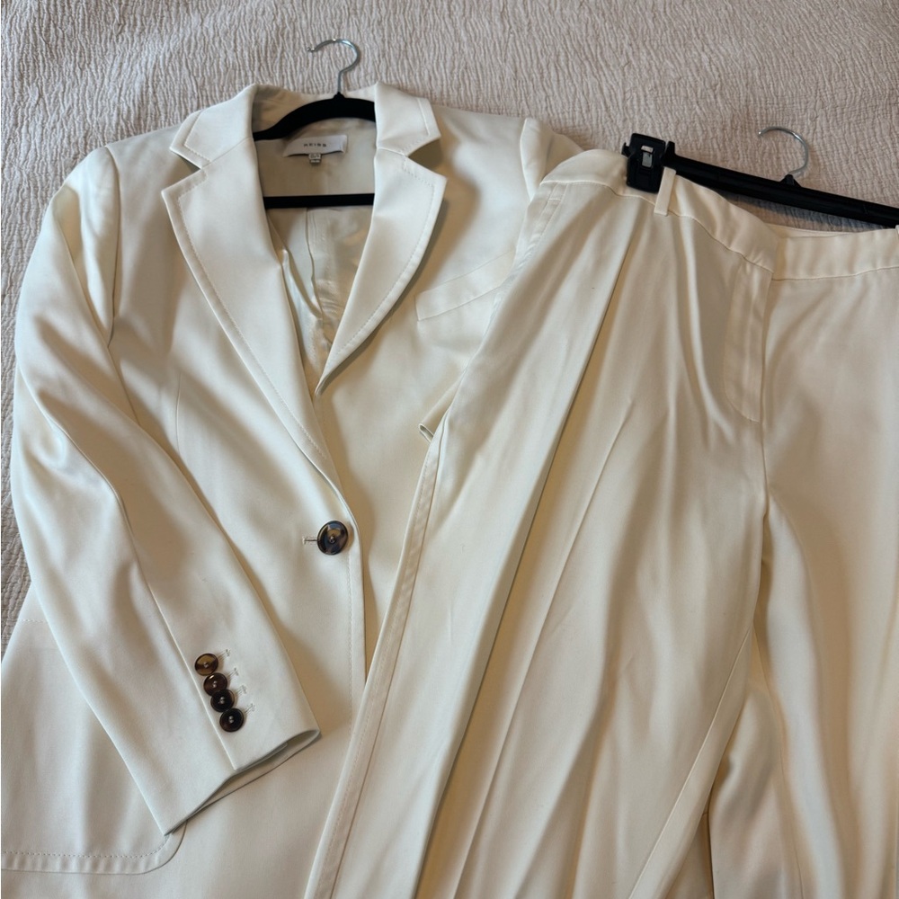 Reiss Cream Women's Blazer & Trousers - Picture 5 of 6